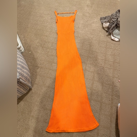 ISABELLE QUINN dress - Picture 3 of 8